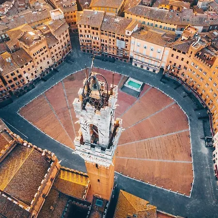 Casa Paola - Pregevole In Palazzo Storico * Siena